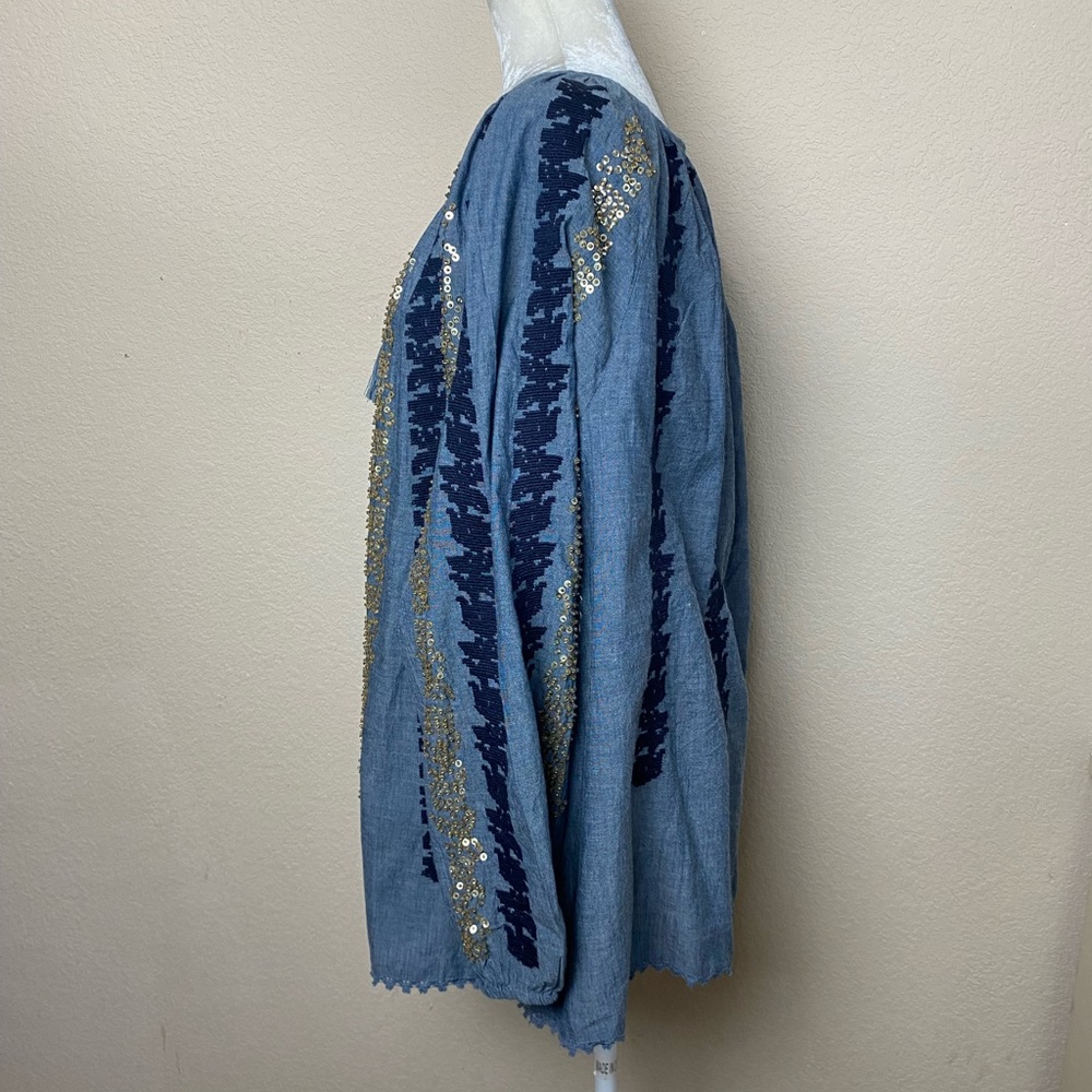 Denim 24/7 Blue Chambray Sequin & Embroidered Peasant Boho Blouse Size 18W - Picture 9 of 13